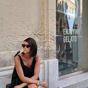 Meet your Posher, Natalie